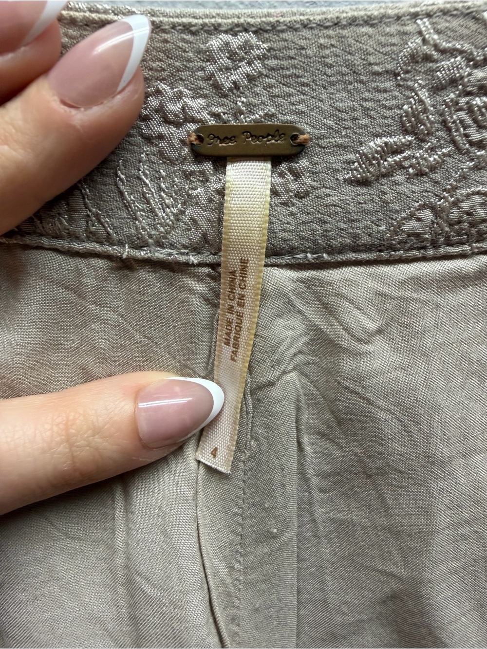 Free People Neutral Embroidered Shorts-Size 4 - Picture 5 of 5